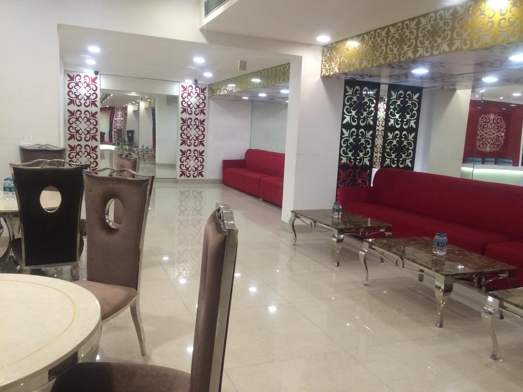 Fabhotel D75 At Residency Ghaziabad Bagian luar foto