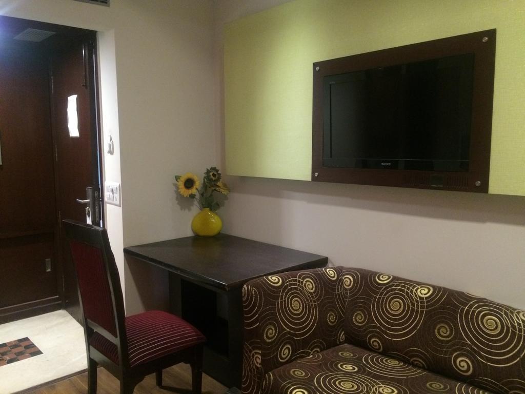 Fabhotel D75 At Residency Ghaziabad Bagian luar foto